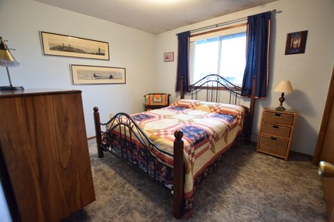 Tiny photo for 2366 Winslow Park Drive, Medford, OR 97504 (MLS # 220217680)