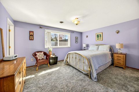 Tiny photo for 2366 Winslow Park Drive, Medford, OR 97504 (MLS # 220217680)