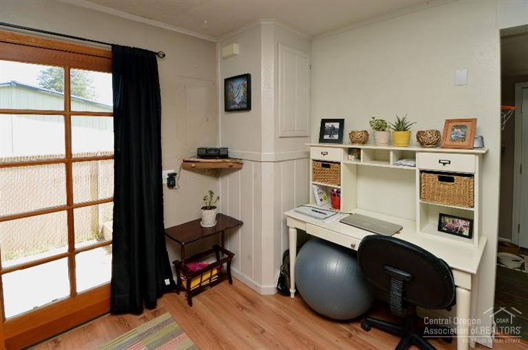 Edge O The Pines - Residential