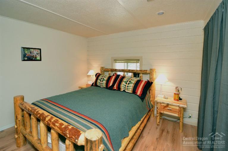 Edge O The Pines - Residential