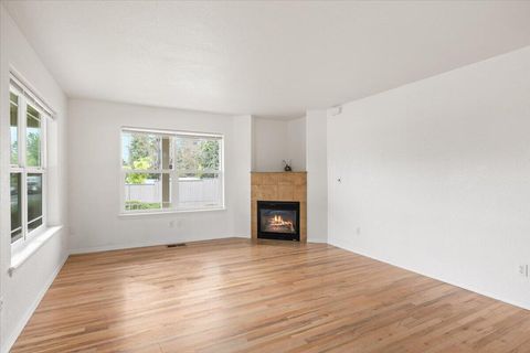 Tiny photo for 228 Talent Avenue #16, Talent, OR 97540 (MLS # 220219431)