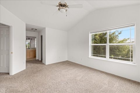 Tiny photo for 228 Talent Avenue #16, Talent, OR 97540 (MLS # 220219431)