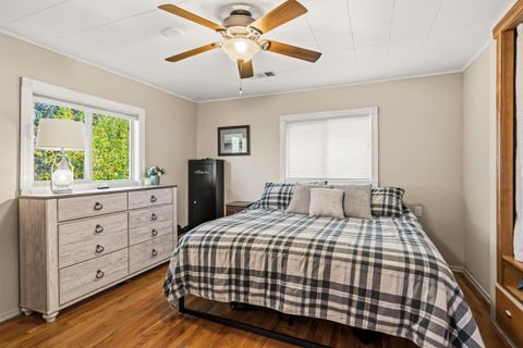 Tiny photo for 560 Woodberry Lane, Jacksonville, OR 97530 (MLS # 220212086)