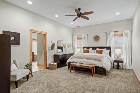 Tiny photo for 1970 Landaggard Drive NW, Salem, OR 97304 (MLS # 220217022)