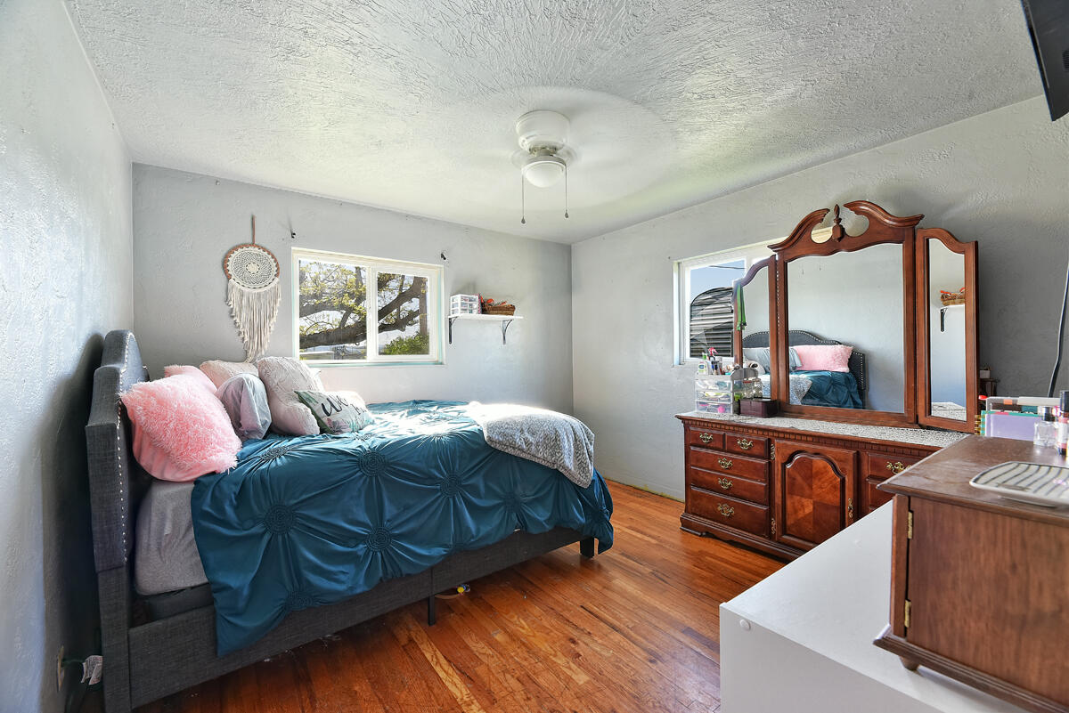 Crater Faber Subdivision - Residential