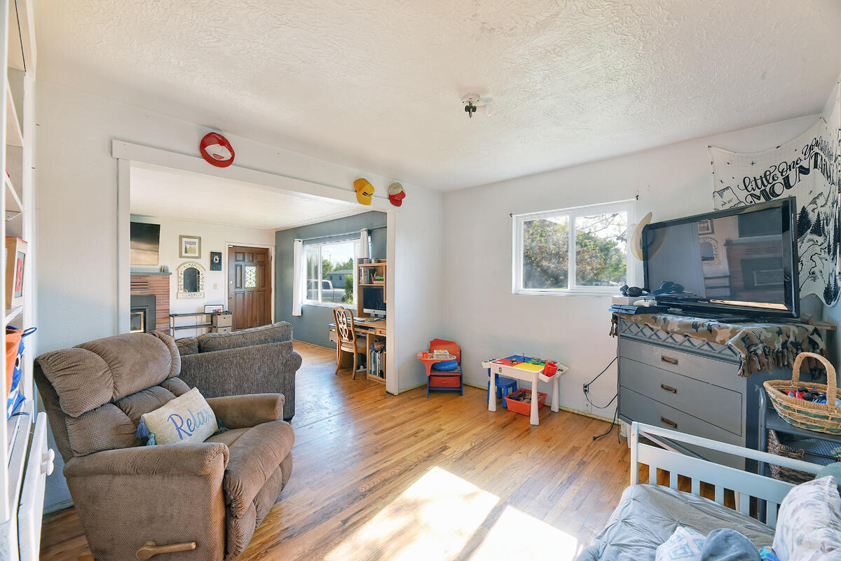 Crater Faber Subdivision - Residential