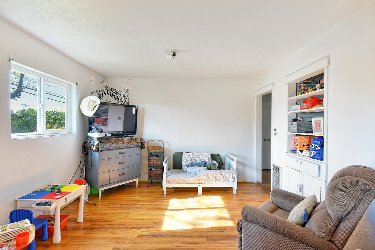 Crater Faber Subdivision - Residential