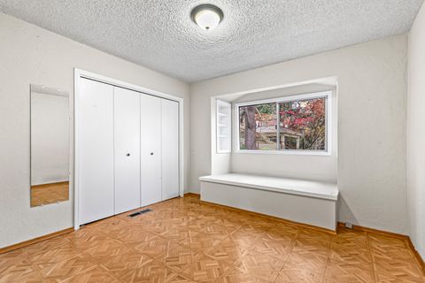 Tiny photo for 207 Hillcrest Street, Ashland, OR 97520 (MLS # 220211589)