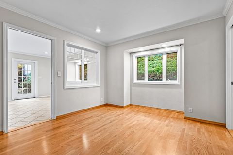 Tiny photo for 207 Hillcrest Street, Ashland, OR 97520 (MLS # 220211589)