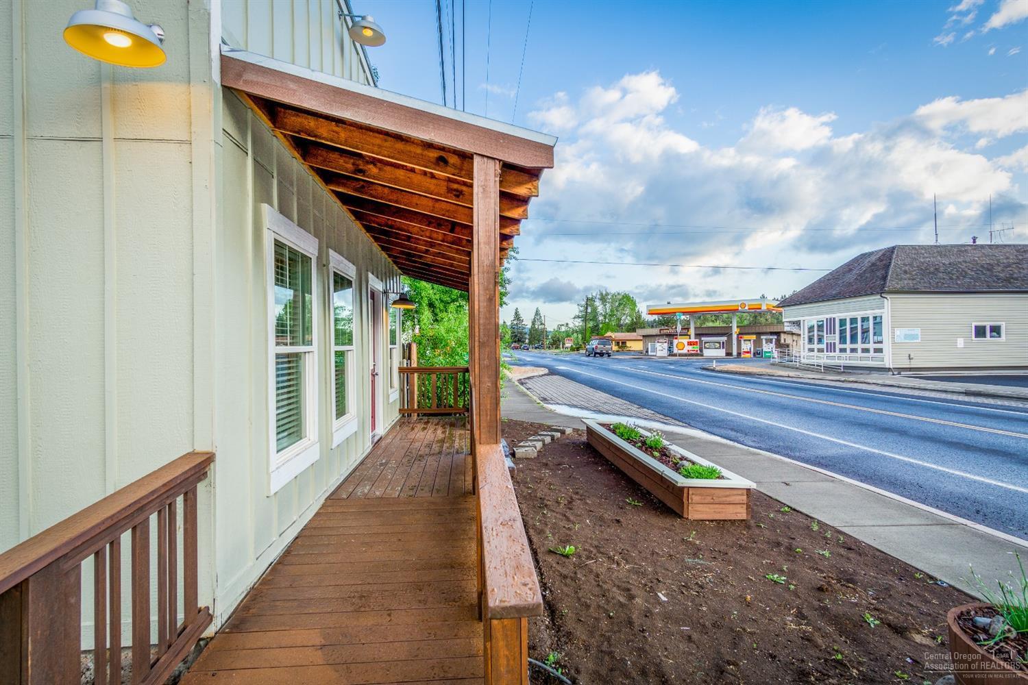 Townsite Of Laidlaw - Commercial Sale