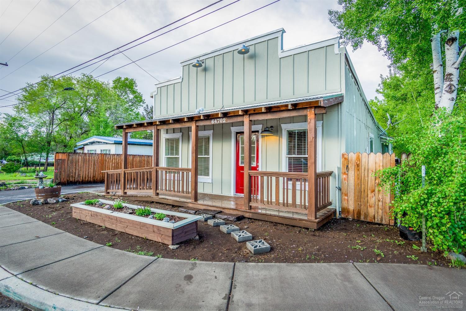 Townsite Of Laidlaw - Commercial Sale