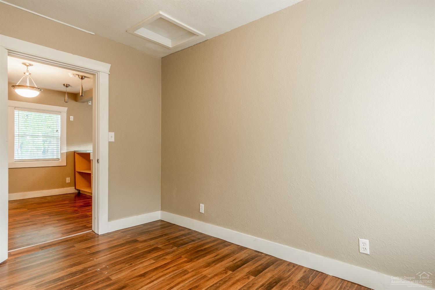 Townsite Of Laidlaw - Commercial Sale