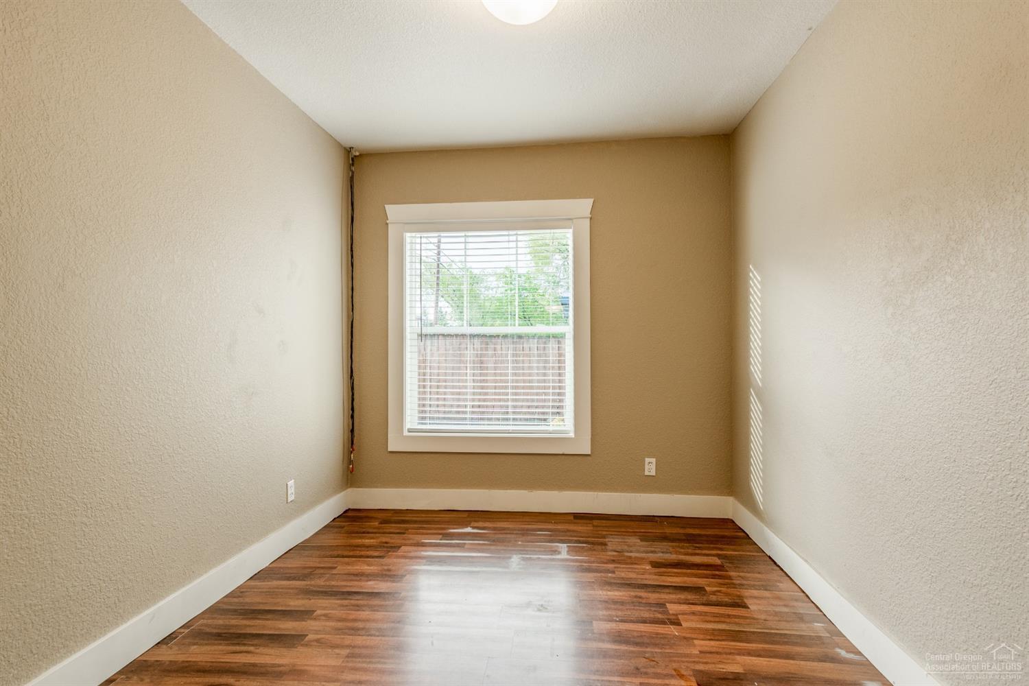 Townsite Of Laidlaw - Commercial Sale