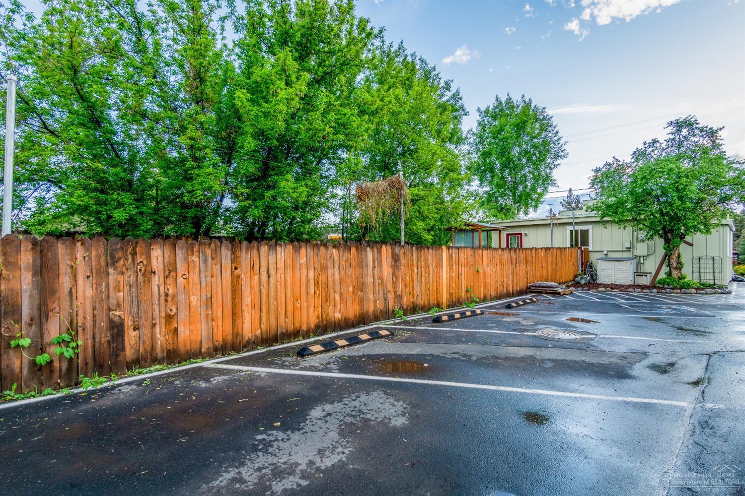 Townsite Of Laidlaw - Commercial Sale