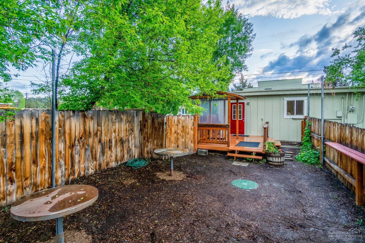 Townsite Of Laidlaw - Commercial Sale