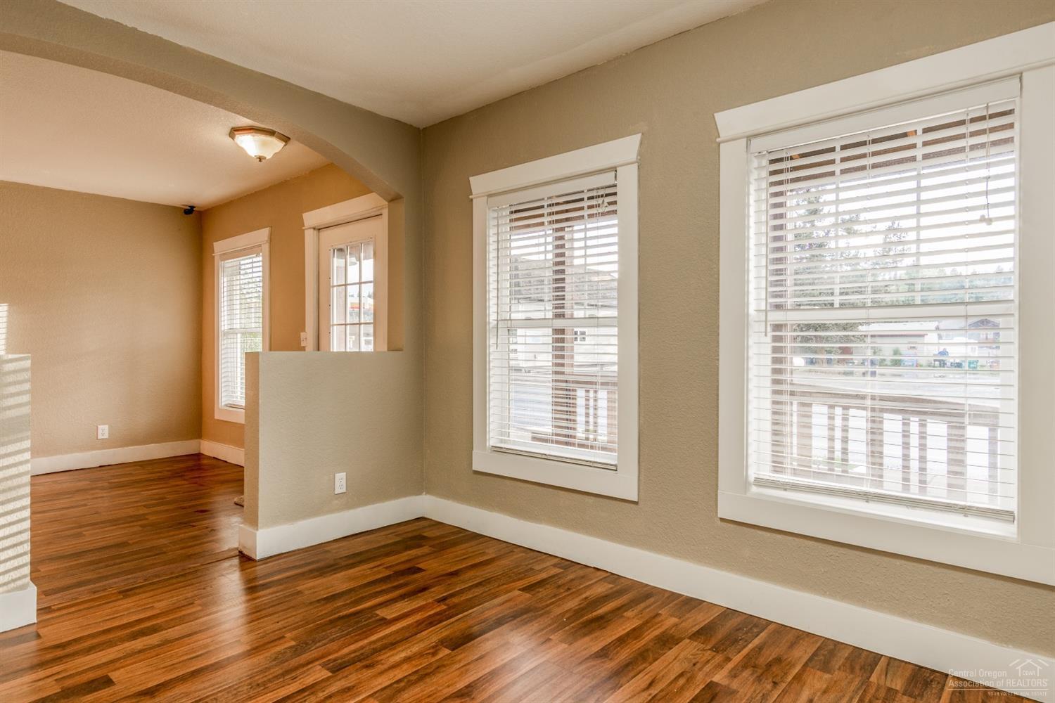 Townsite Of Laidlaw - Commercial Sale