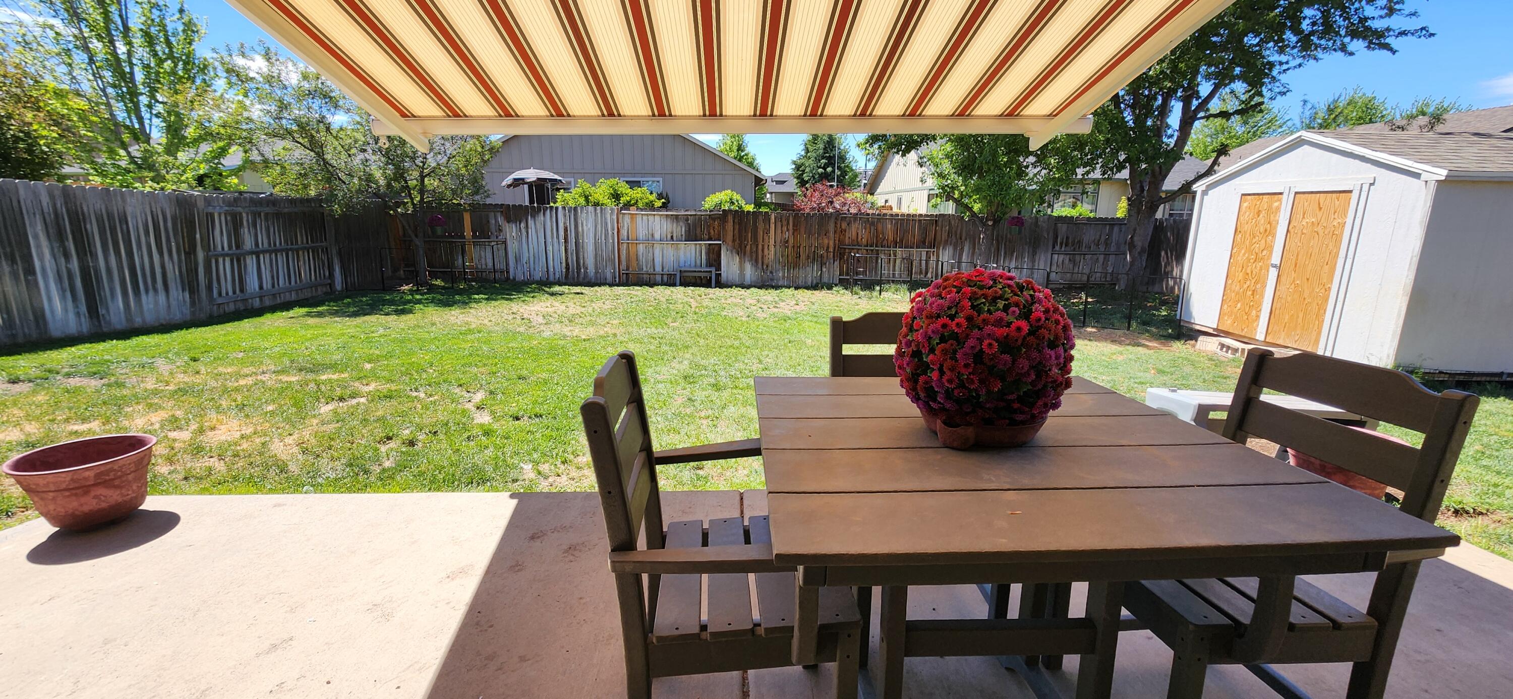 2695 NE 9th Street