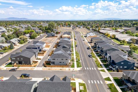 Tiny photo for 21134 NE Beall Drive #Lot 25, Bend, OR 97701 (MLS # 220219978)