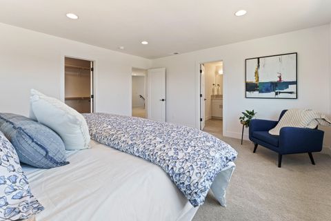 Tiny photo for 21134 NE Beall Drive #Lot 25, Bend, OR 97701 (MLS # 220219978)