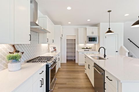 Tiny photo for 21134 NE Beall Drive #Lot 25, Bend, OR 97701 (MLS # 220219978)