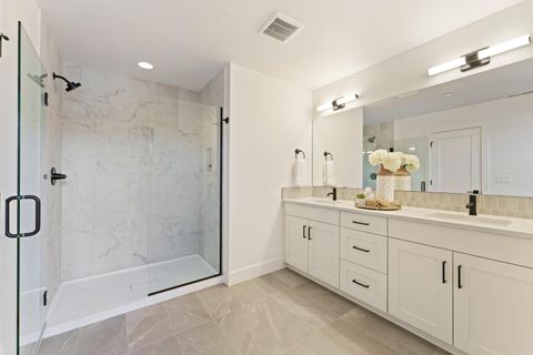 Tiny photo for 21134 NE Beall Drive #Lot 25, Bend, OR 97701 (MLS # 220219978)