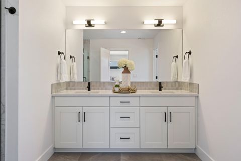 Tiny photo for 21134 NE Beall Drive #Lot 25, Bend, OR 97701 (MLS # 220219978)