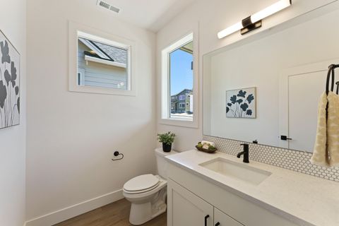 Tiny photo for 21134 NE Beall Drive #Lot 25, Bend, OR 97701 (MLS # 220219978)