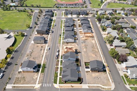 Tiny photo for 21134 NE Beall Drive #Lot 25, Bend, OR 97701 (MLS # 220219978)