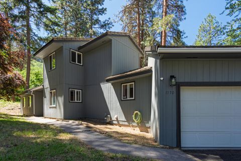 1170 Eagle Court Klamath Falls OR 97601