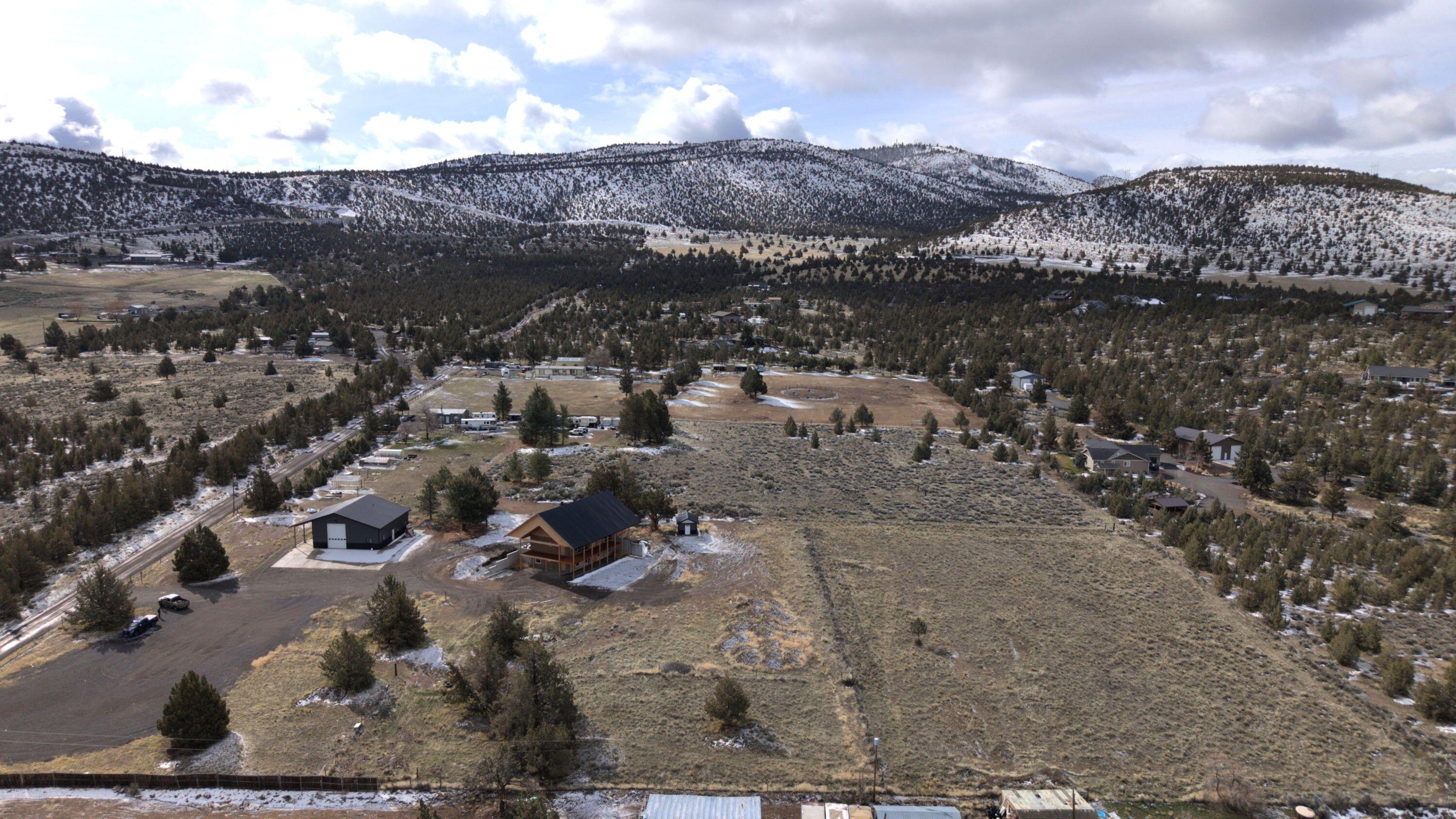 Sinclair Davis - Land