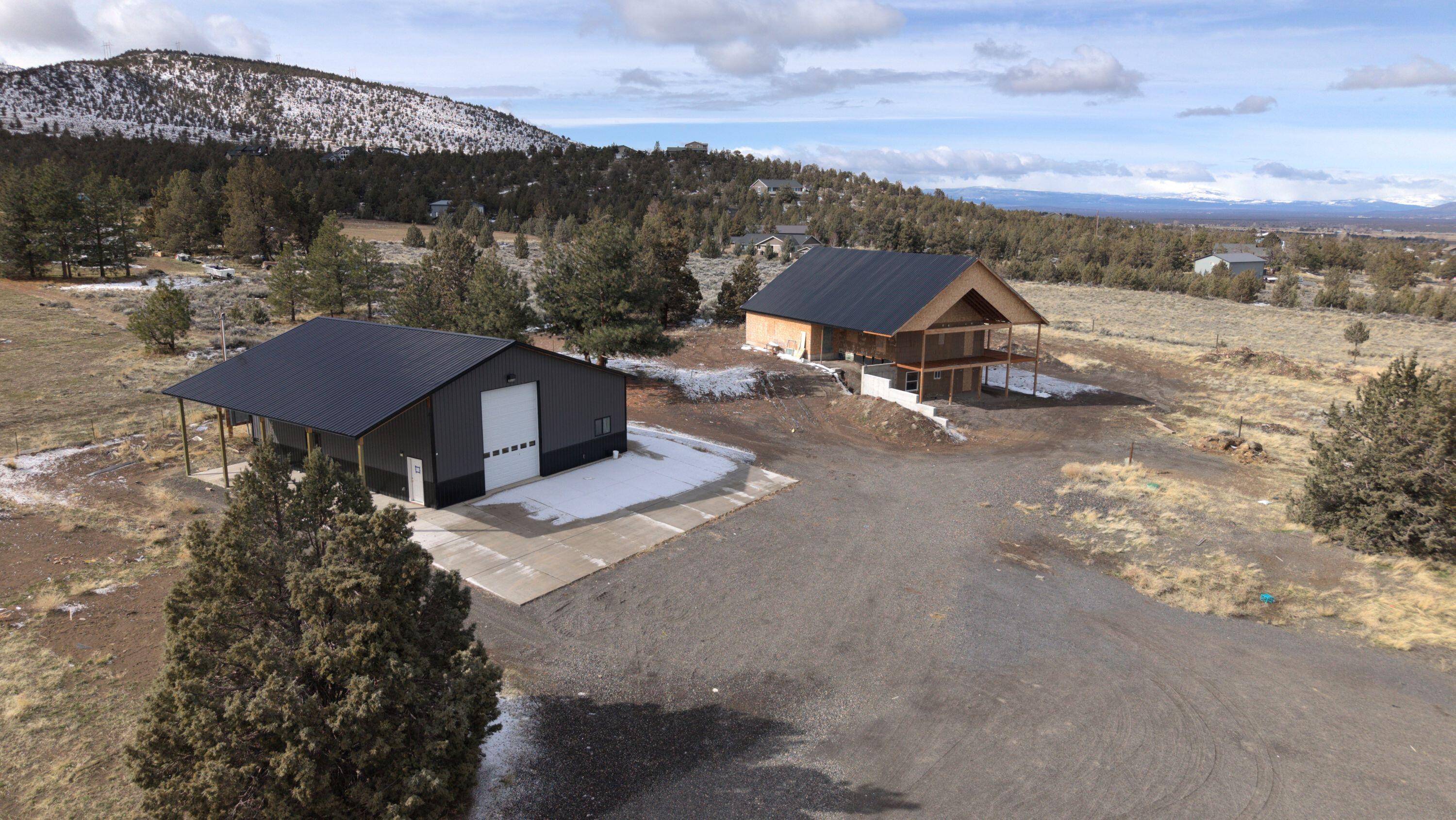 Sinclair Davis - Land