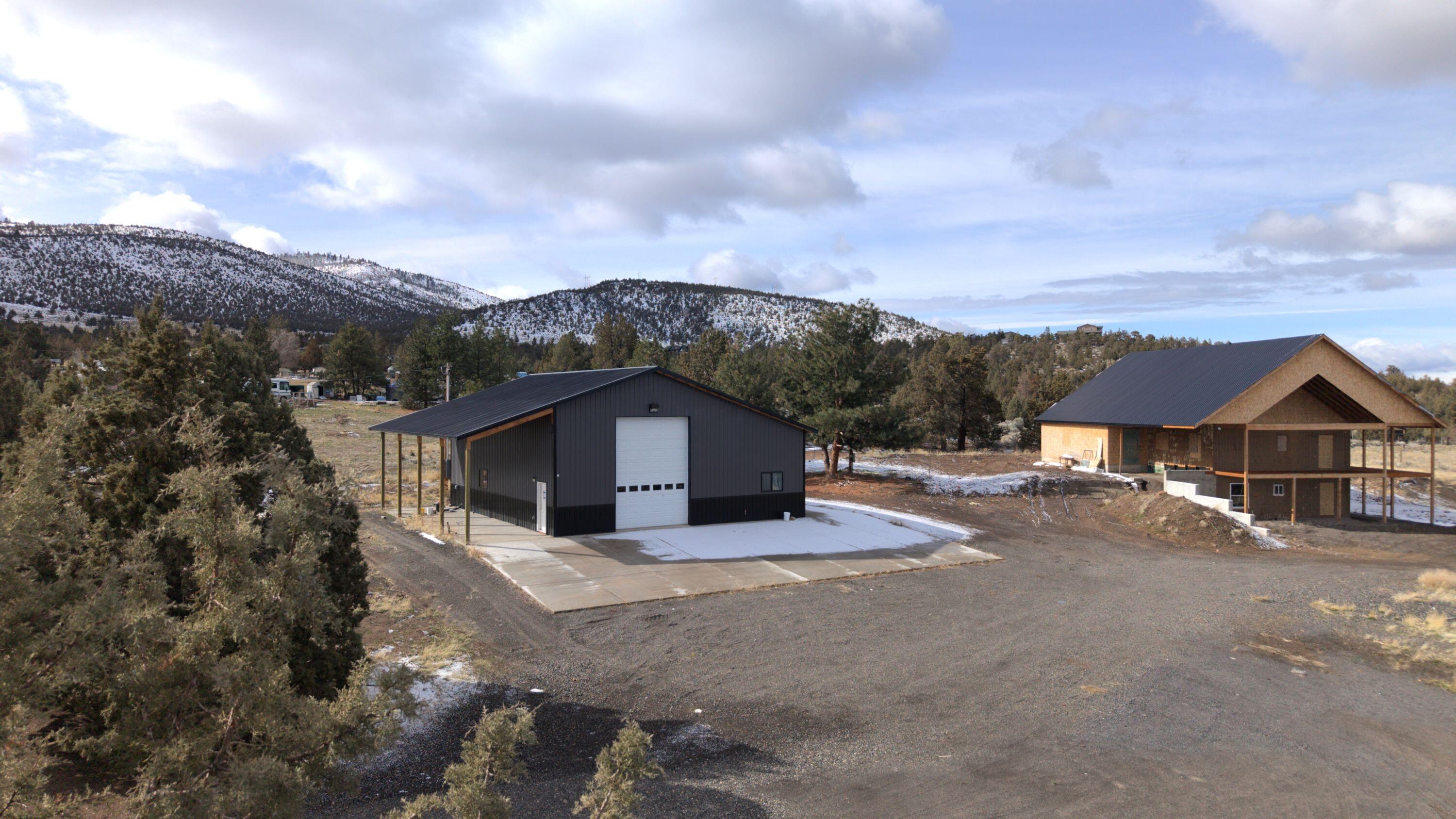 Sinclair Davis - Land