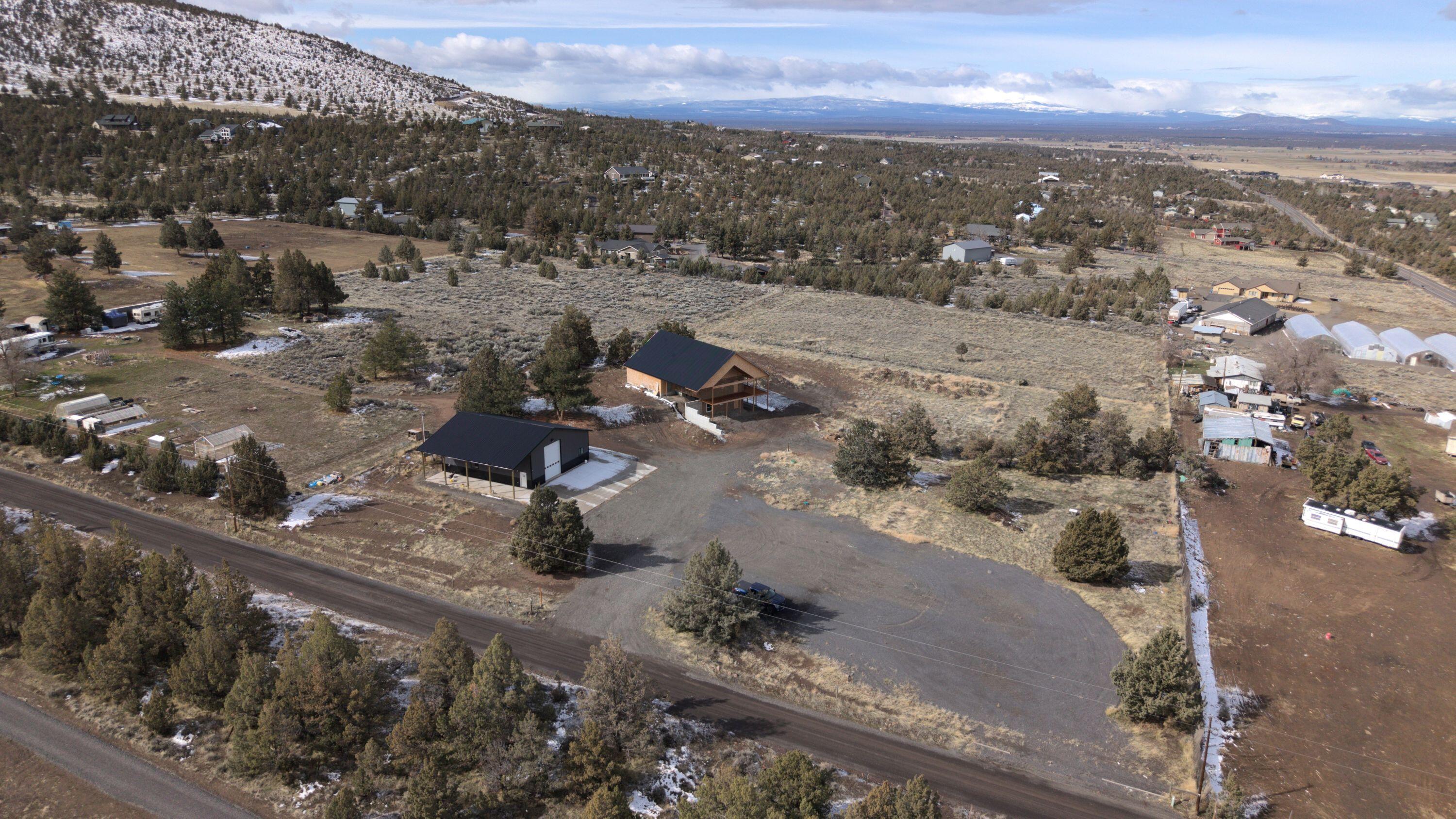 Sinclair Davis - Land