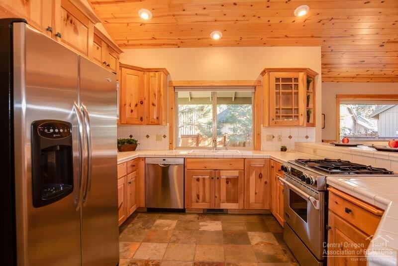 Mountain Pine - Residential