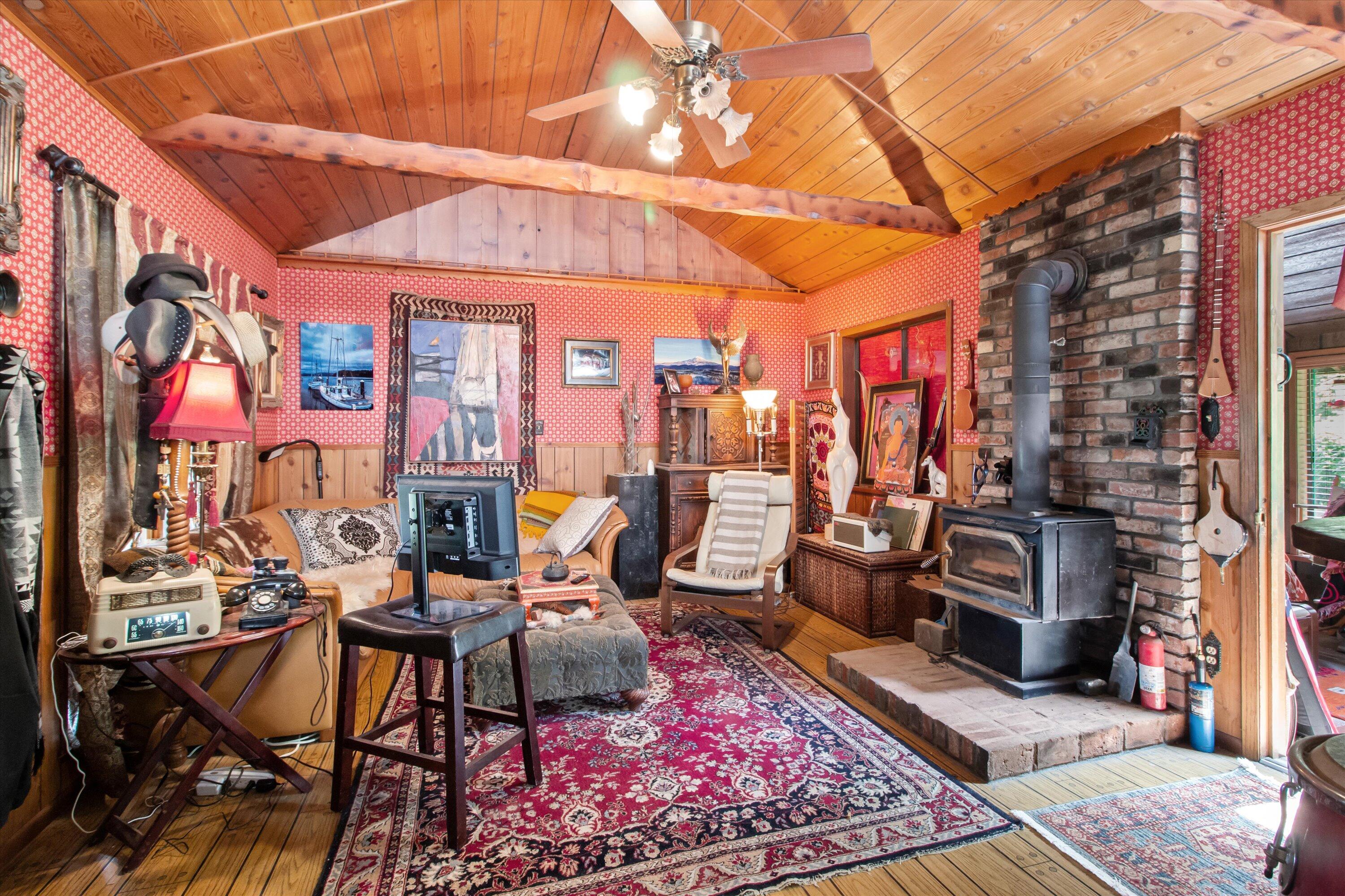 3554 Thompson Creek Road