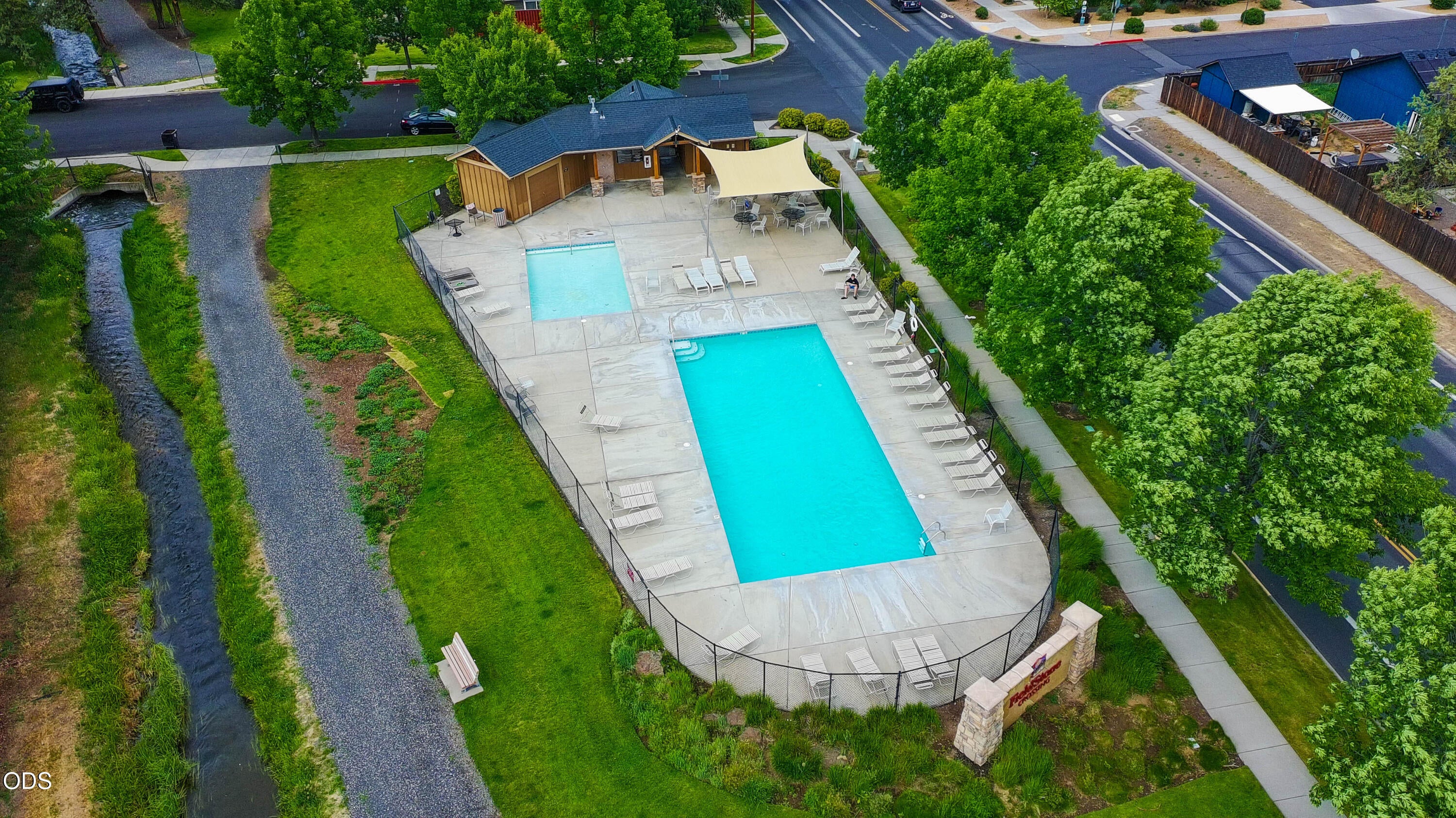 417 NW 27th Street