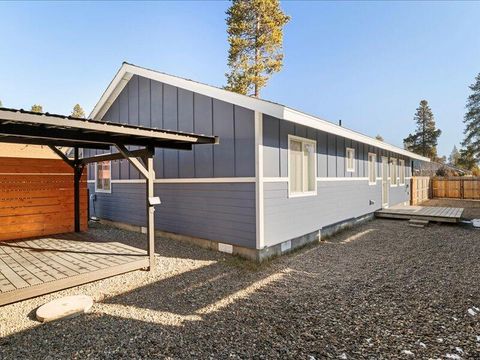 Tiny photo for 52459 Medill Court, La Pine, OR 97739 (MLS # 220213886)
