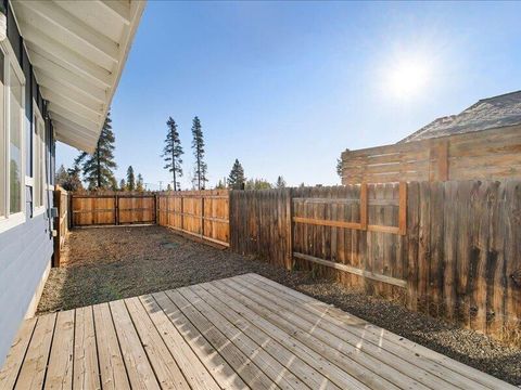 Tiny photo for 52459 Medill Court, La Pine, OR 97739 (MLS # 220213886)