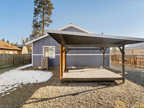 Tiny photo for 52459 Medill Court, La Pine, OR 97739 (MLS # 220213886)