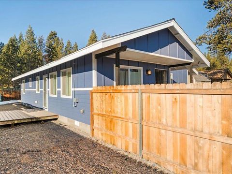 Tiny photo for 52459 Medill Court, La Pine, OR 97739 (MLS # 220213886)