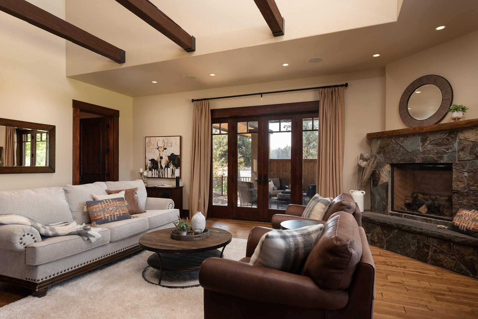 Deschutes River Ranc - Residential