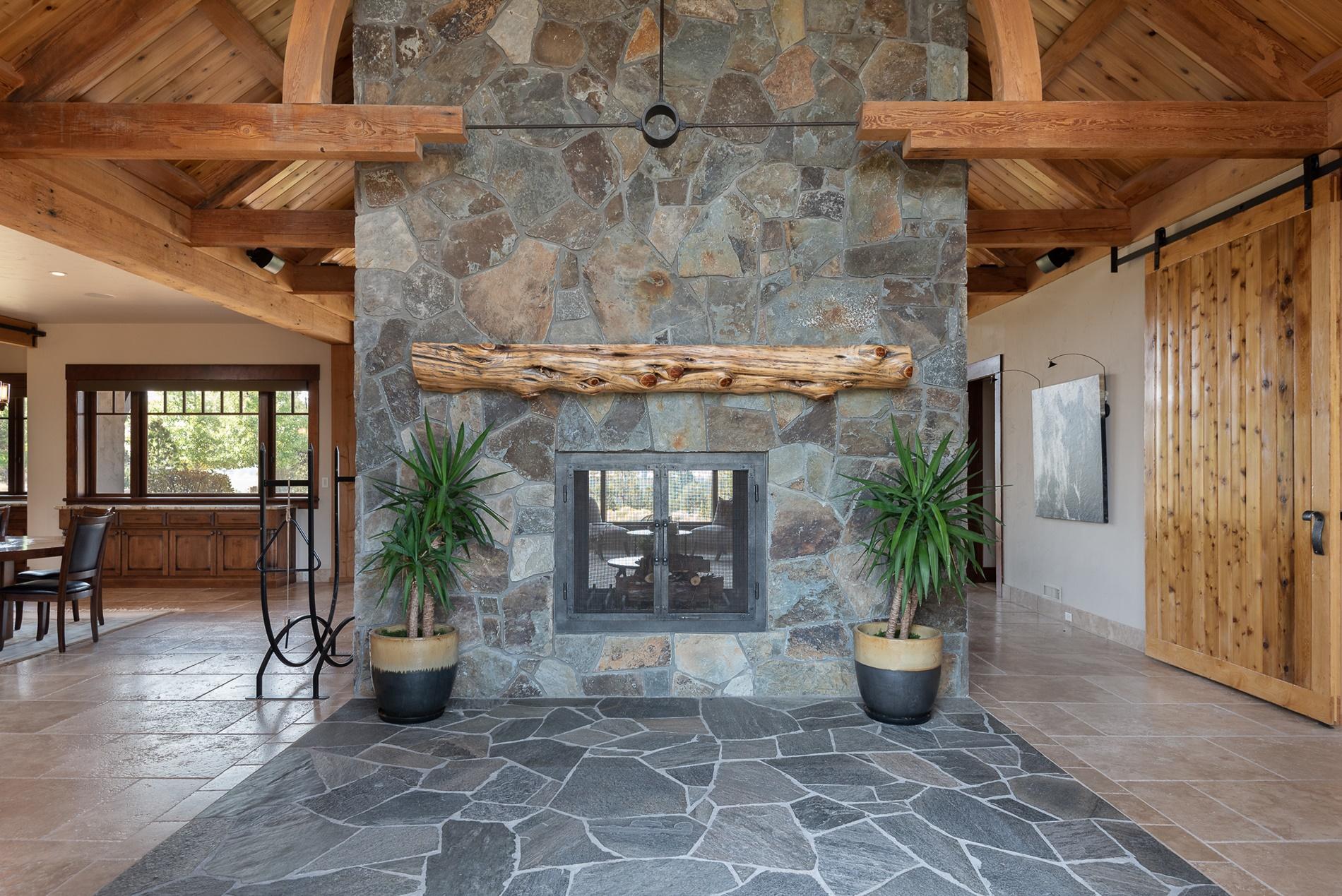 Deschutes River Ranc - Residential