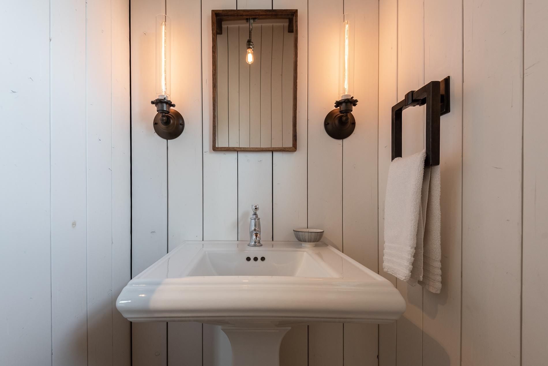 Deschutes River Ranc - Residential