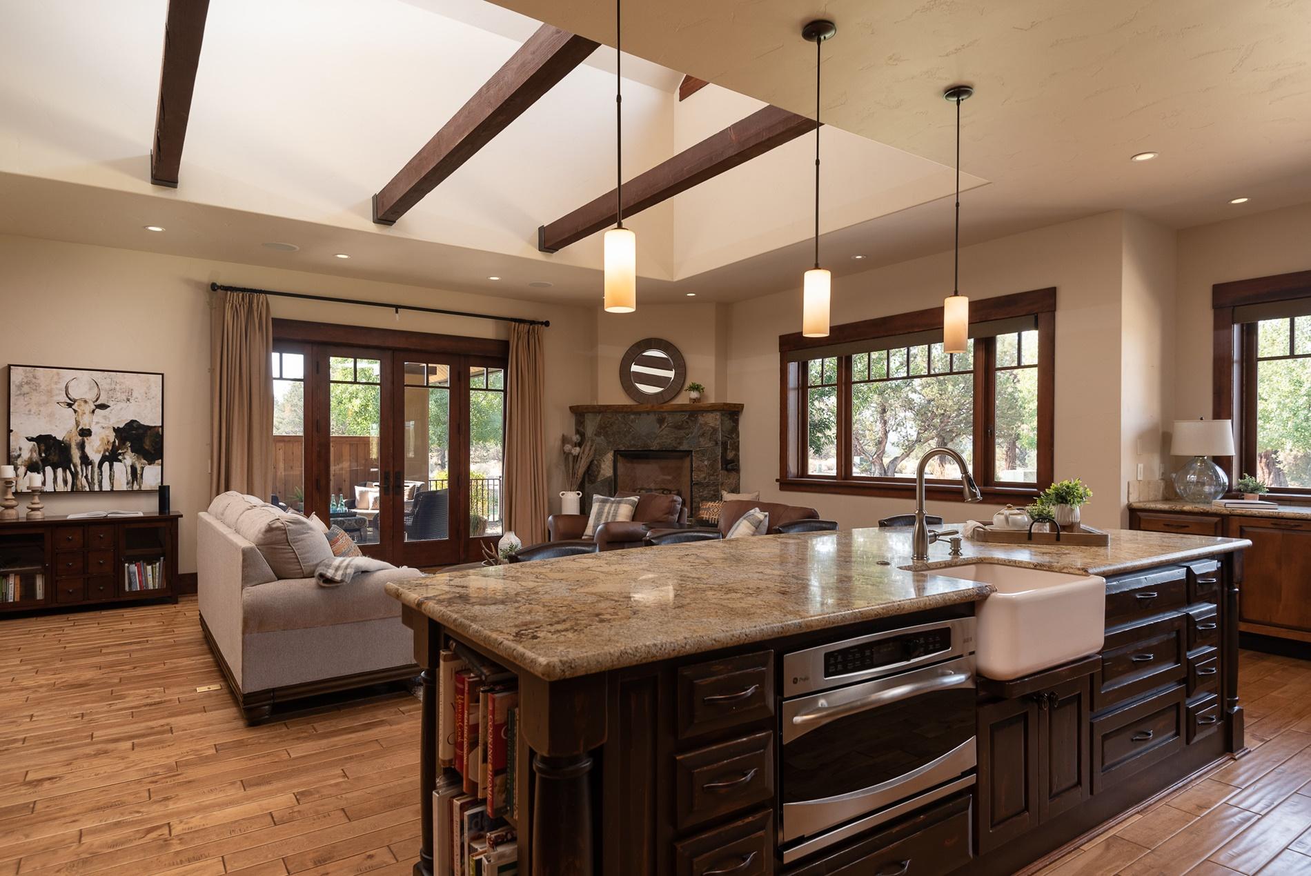 Deschutes River Ranc - Residential