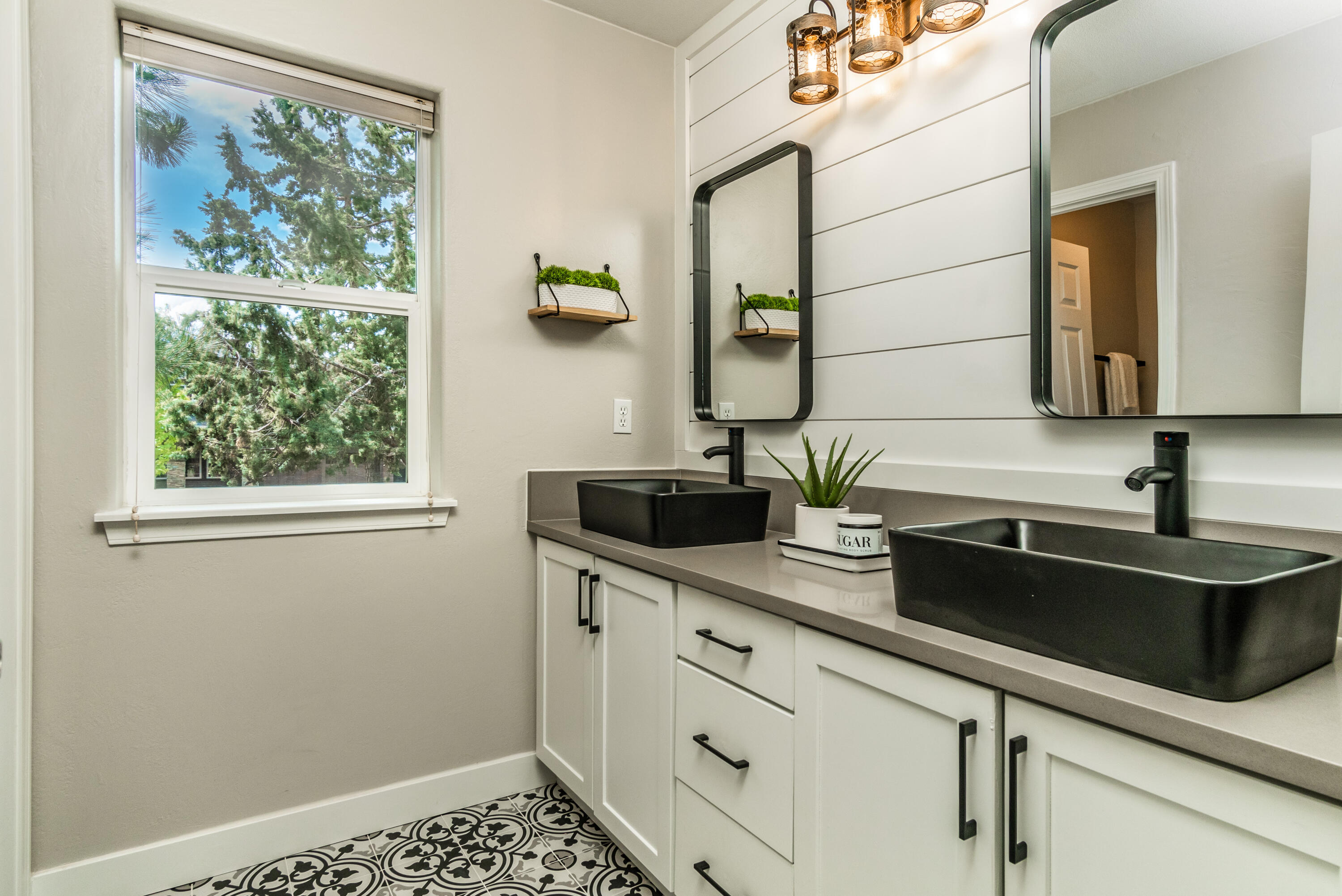 River Canyon Estates - Residential