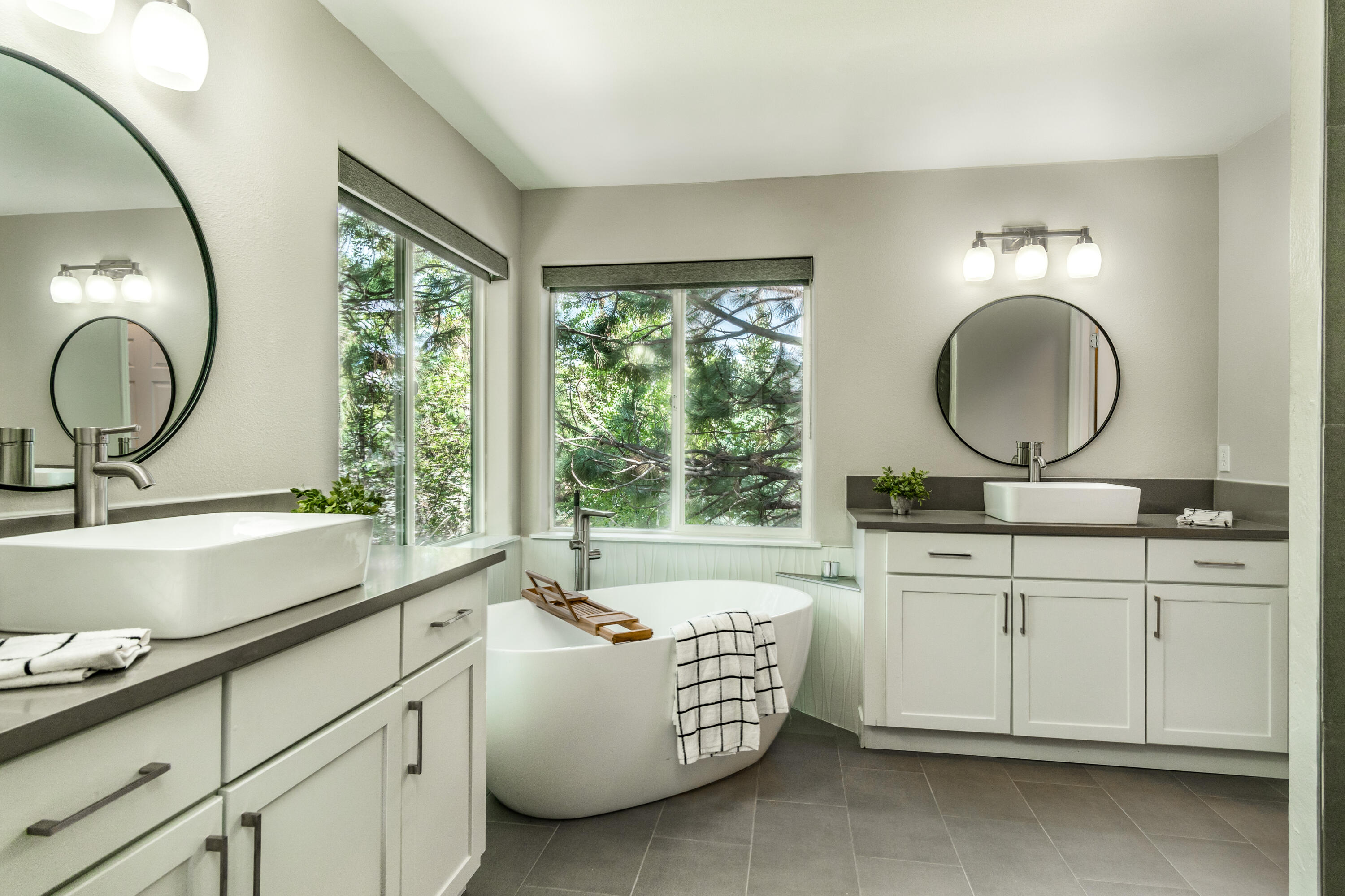 River Canyon Estates - Residential