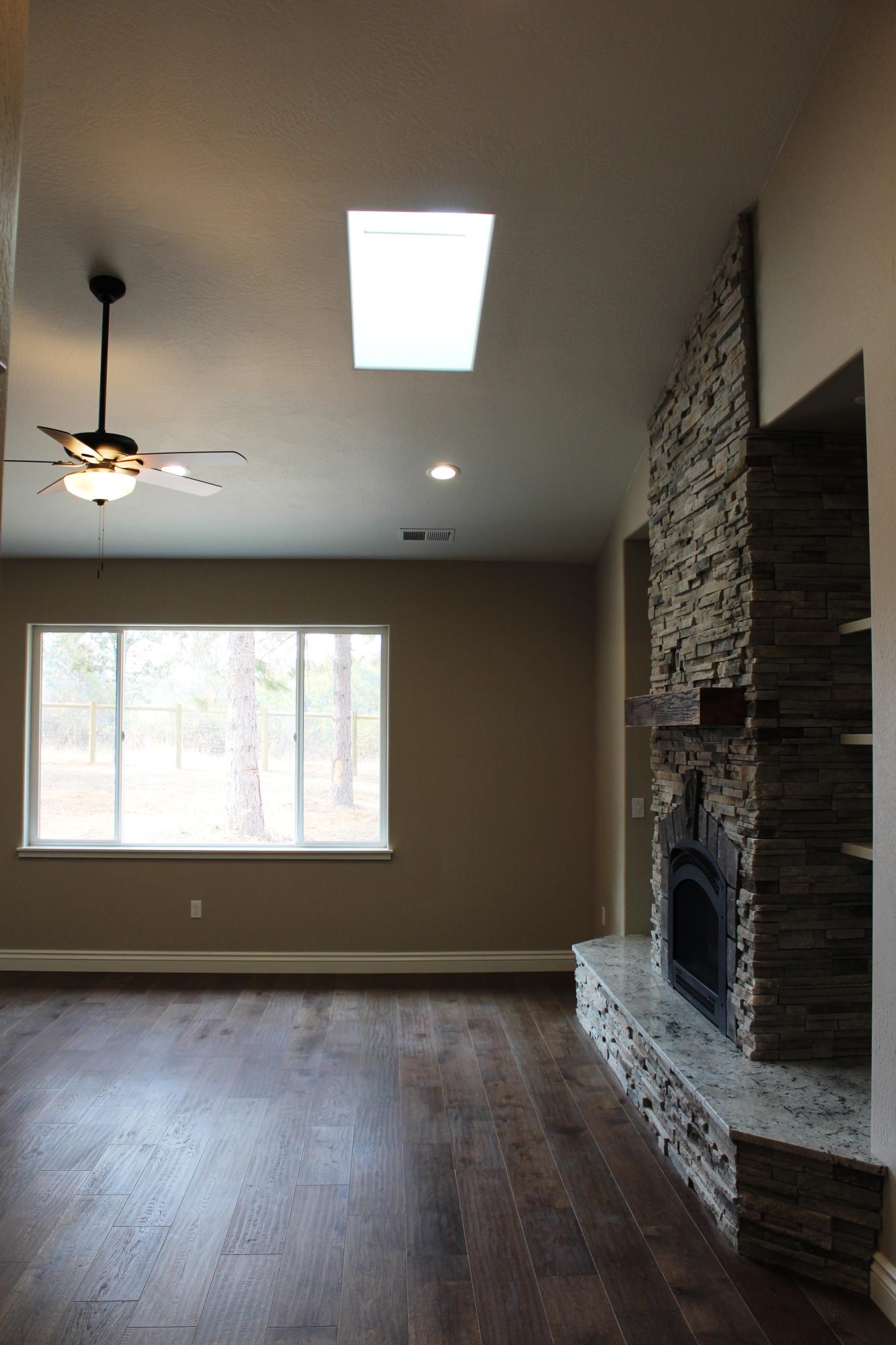 Madrona Tracts - Residential