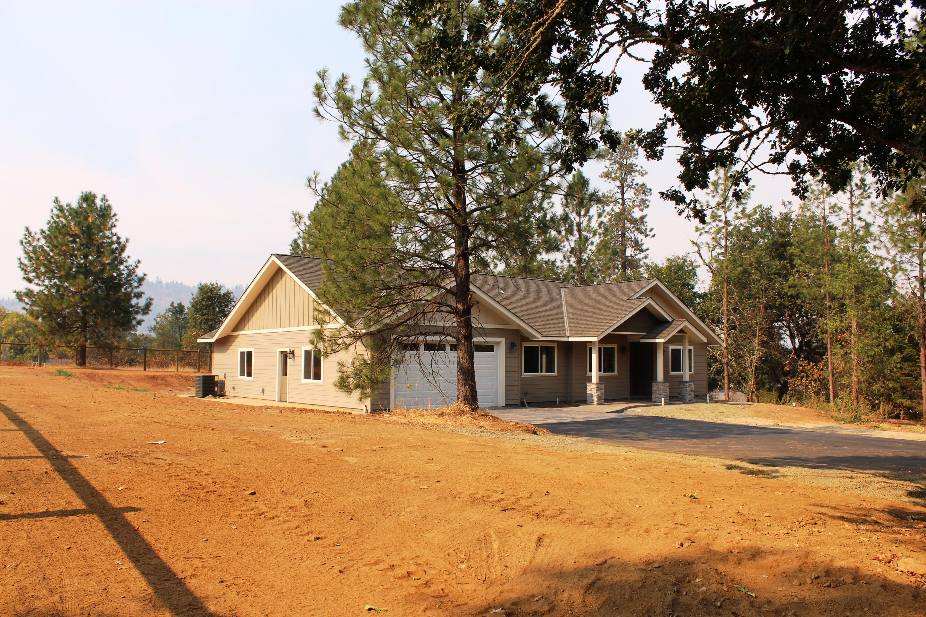 Madrona Tracts - Residential