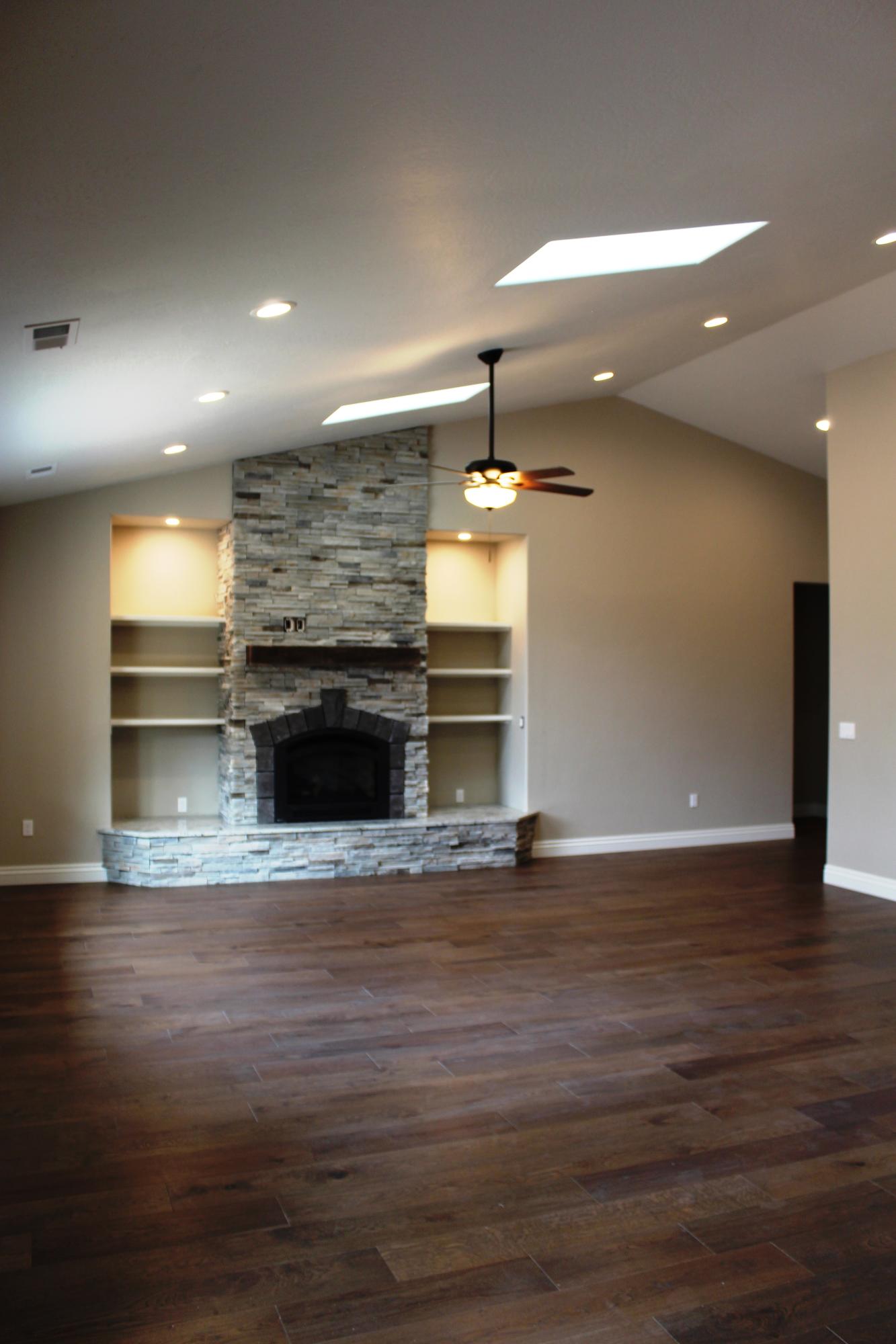 Madrona Tracts - Residential