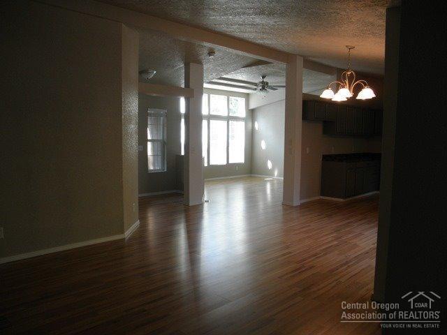 Deschutes River Acre - Residential